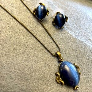 Costume blue necklace earrings set